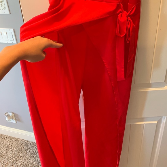 Red blush jumper - Picture 2 of 6